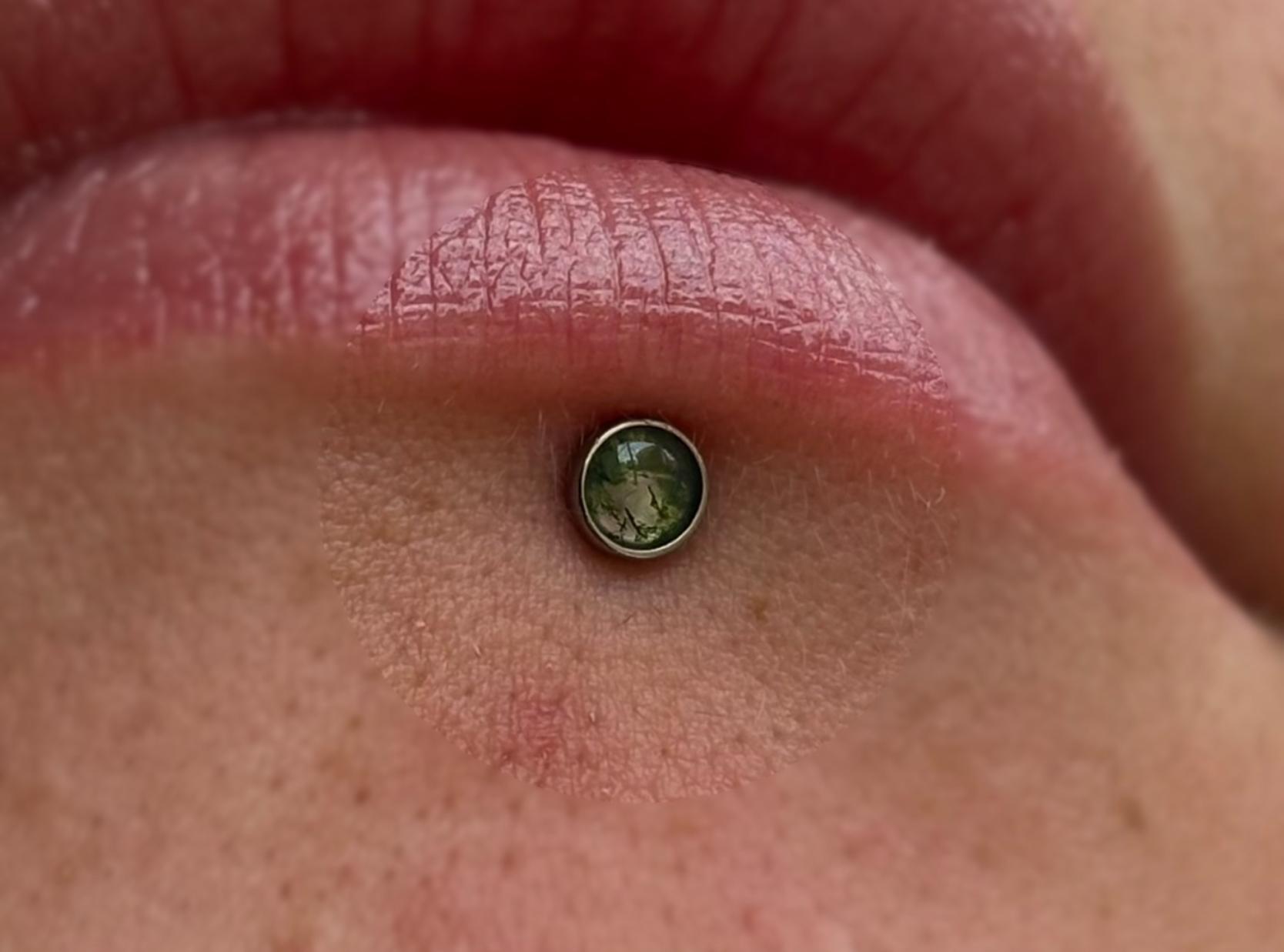 Labret