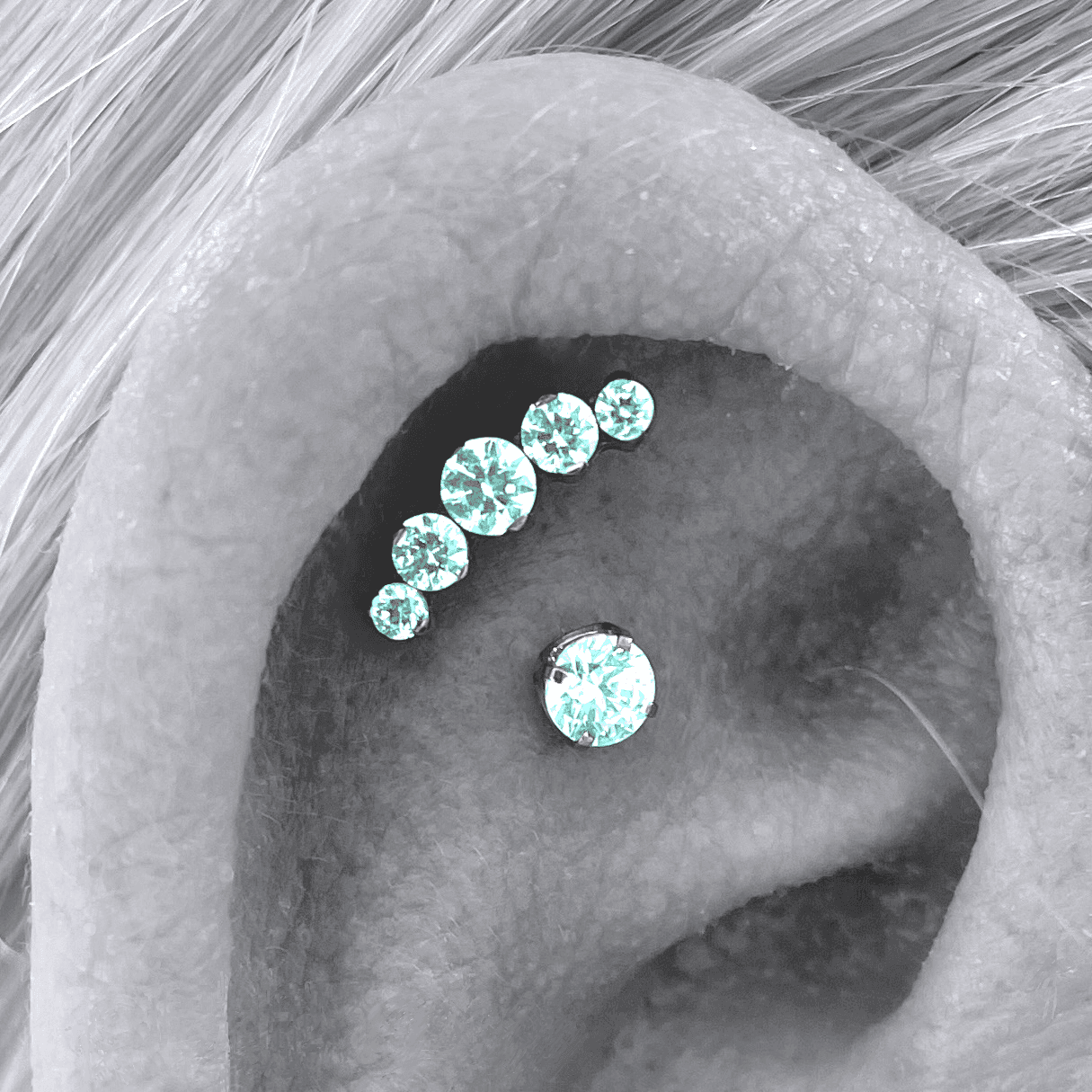 Two Piercings / One Client (16 years+)