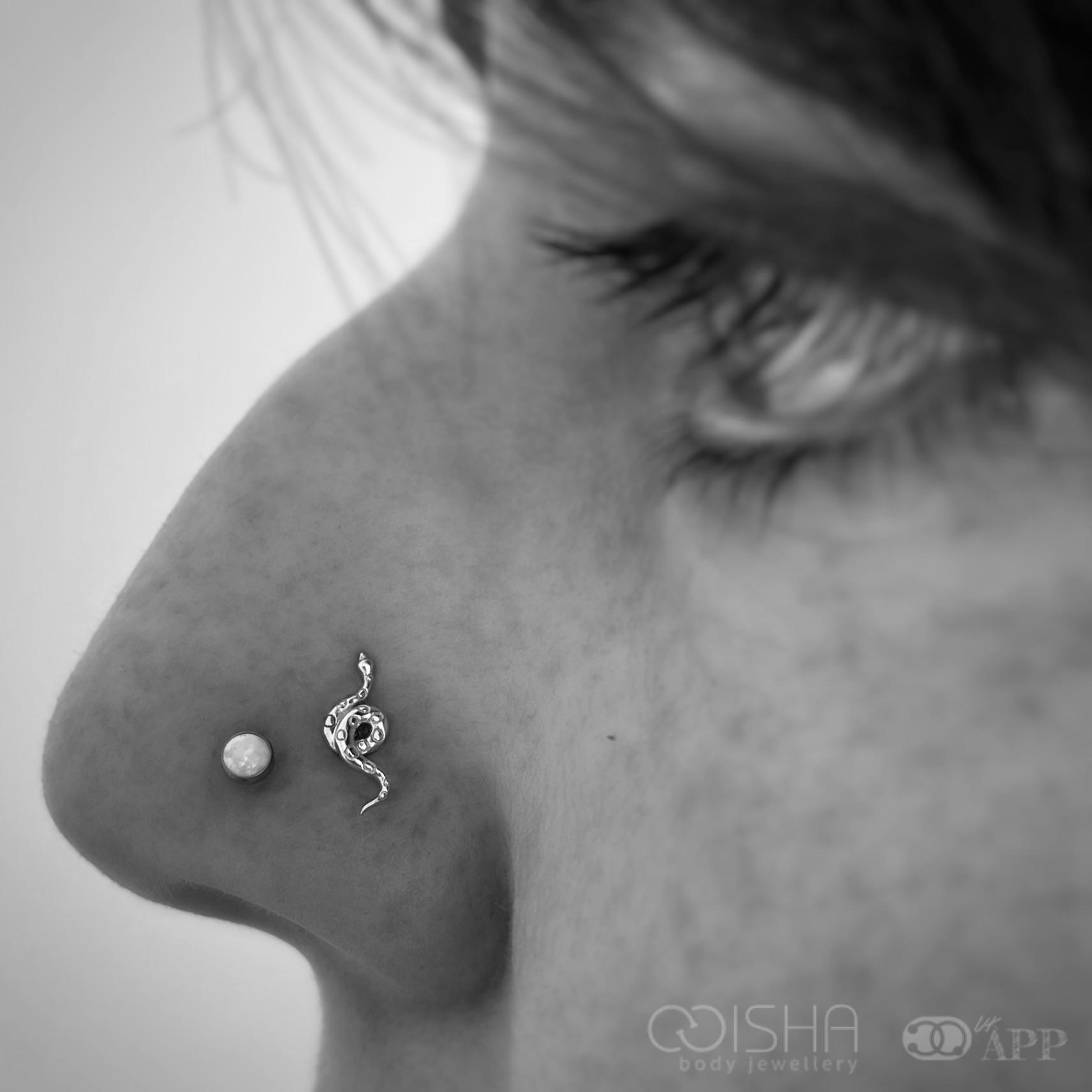 Nostril Pair Piercing (16 years+)
