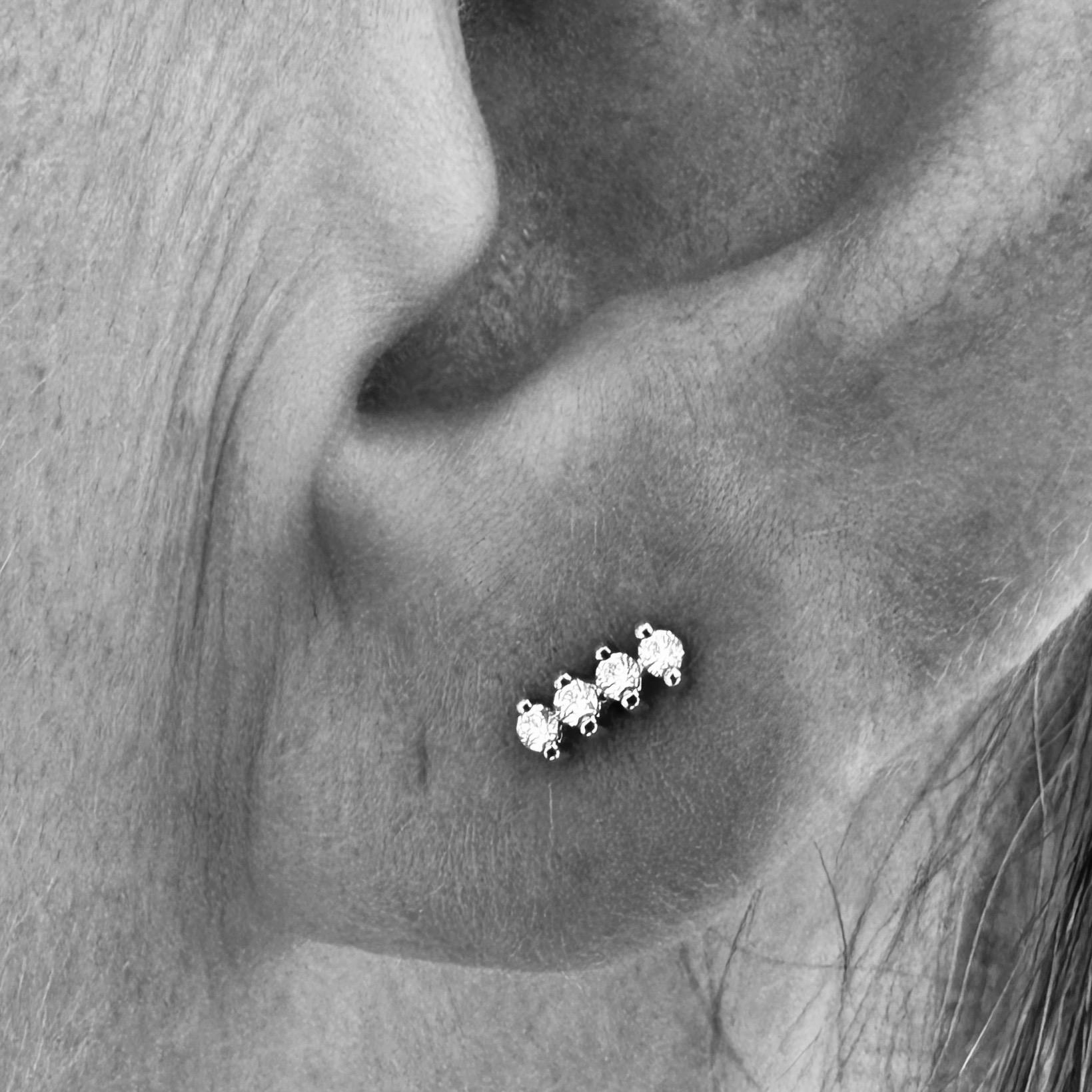 Apprentice Lobe Single Piercing (18 years+)