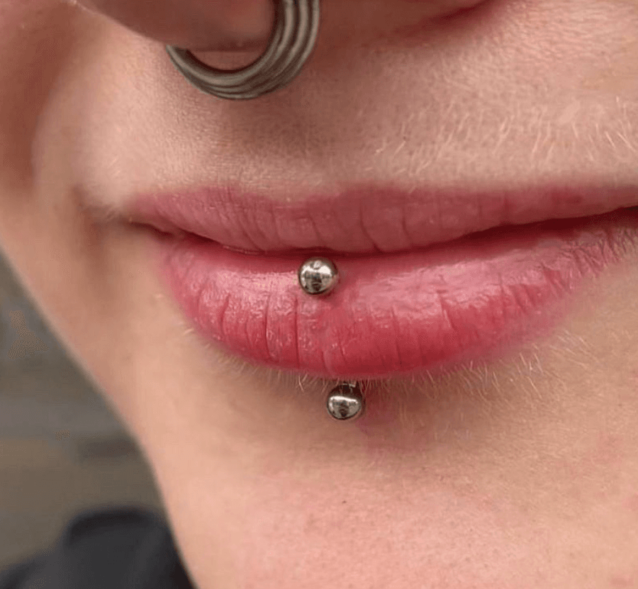 Central Lower Lip | Labret